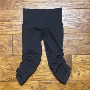 Lululemon cinched crop leggings